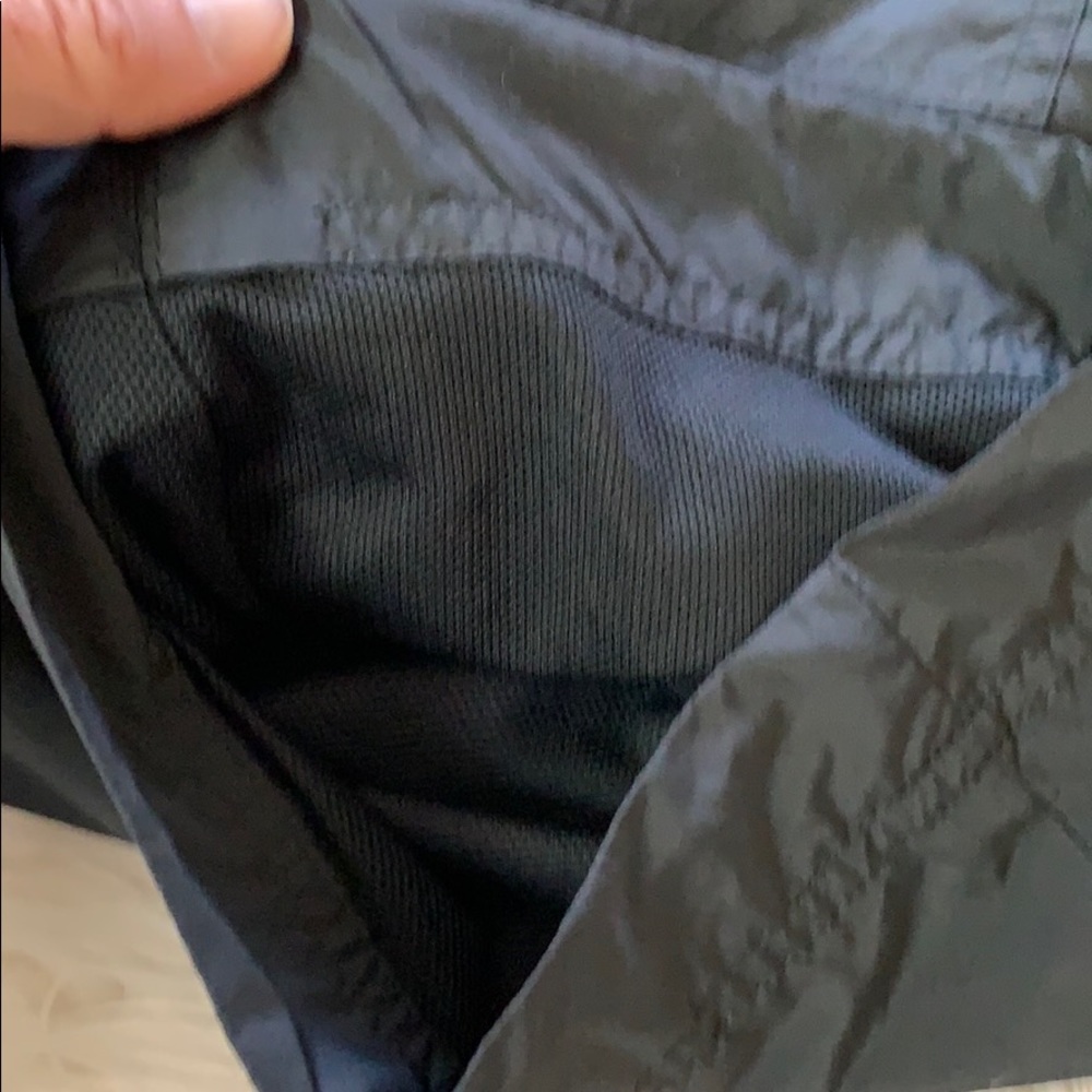 Nike Cargo Athletic Shorts - S - Picture 10 of 10